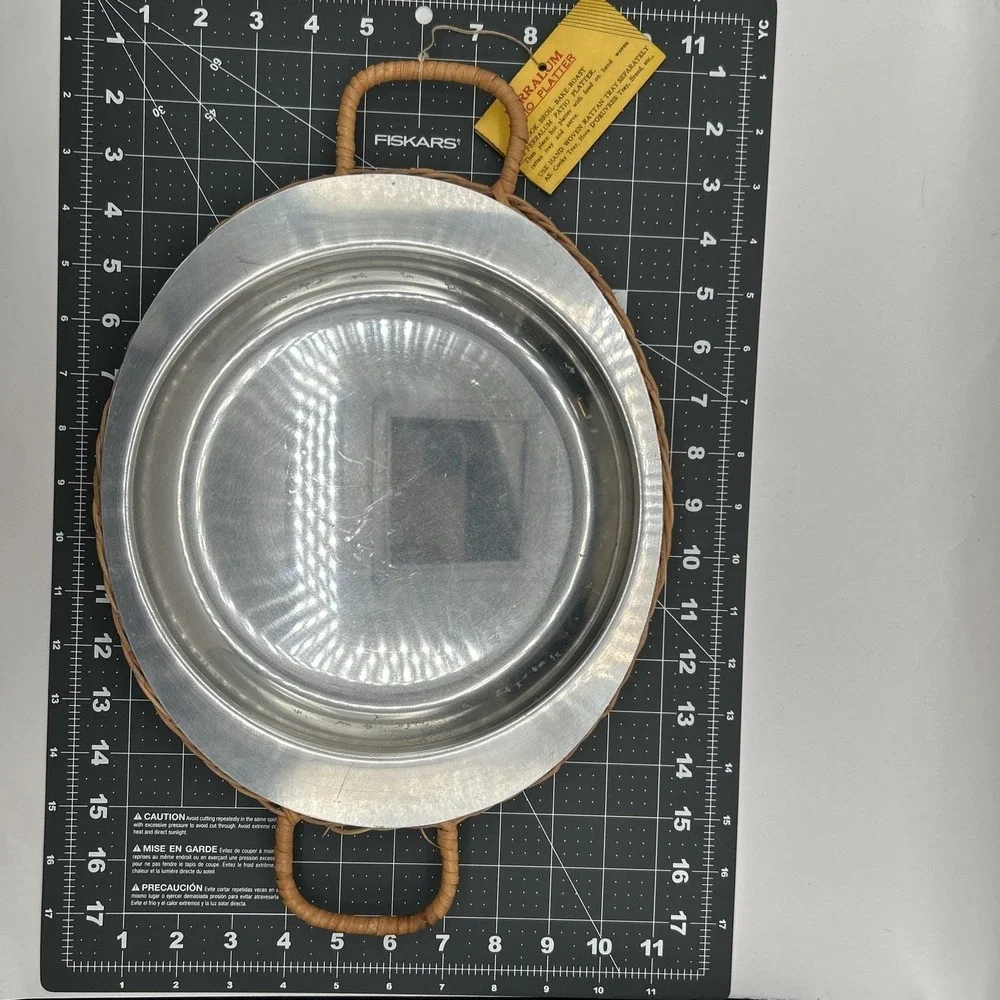 Lot of 4 Metal Oval Plate Platter‎ with Woven Tray Picnic FERRALUM New Vintage